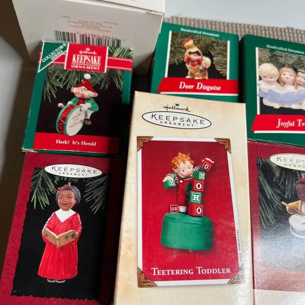 Vintage Hallmark Keepsake Ornament Lot‎ of 15 w/ Boxes – Peanuts Magic, Artist